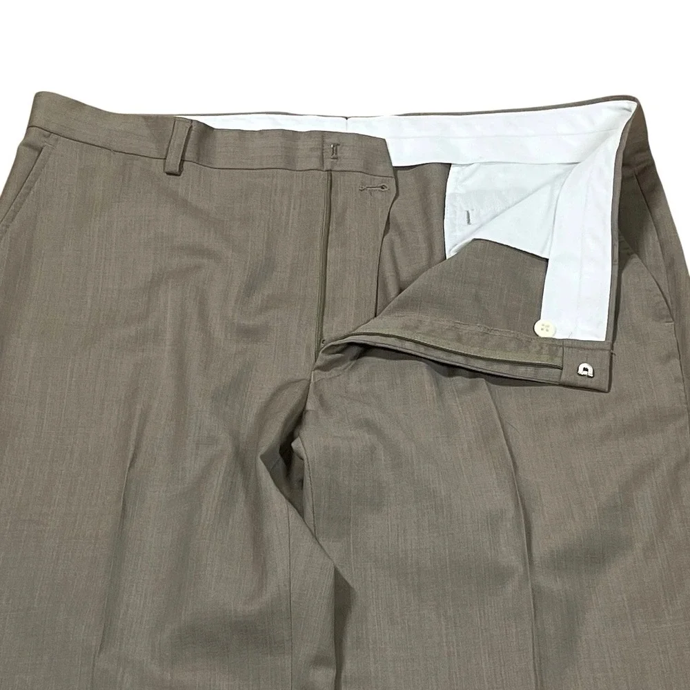 Jos A Bank Traveler Dress Pants Mens 36x30, Fits 37x30 Tan 100% Wool Flat Front